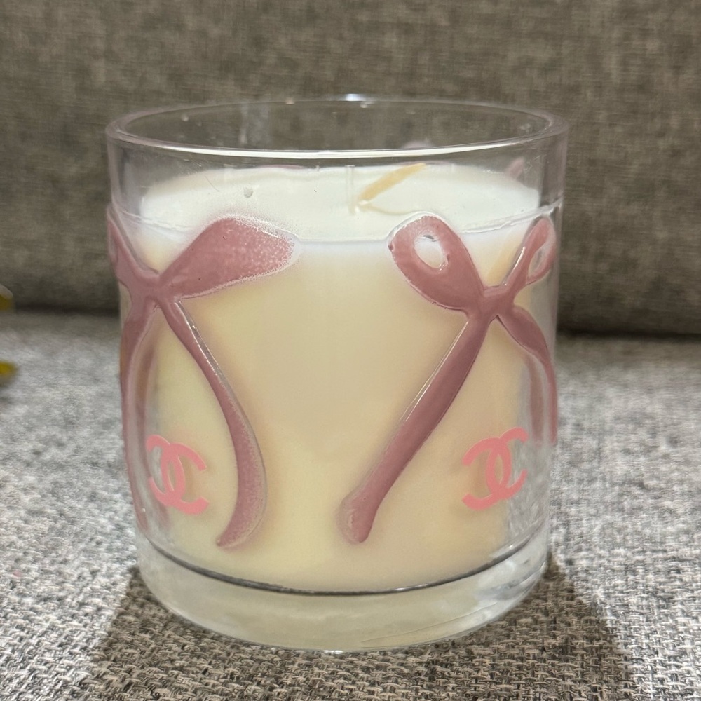 ❗️LAST ❗️ CHANEL Pink Ribbon Candle ❗️WILL NOT RESTOCK ❗️ - Picture 4 of 5